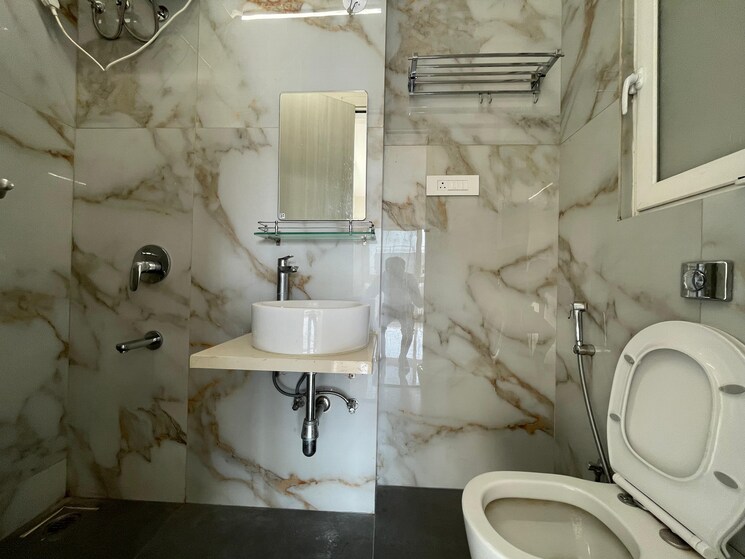 Bathroom, concrete-sai-samast 2 Bedroom 800 Sq.Ft. Apartment In Chembur Mumbai 8695528