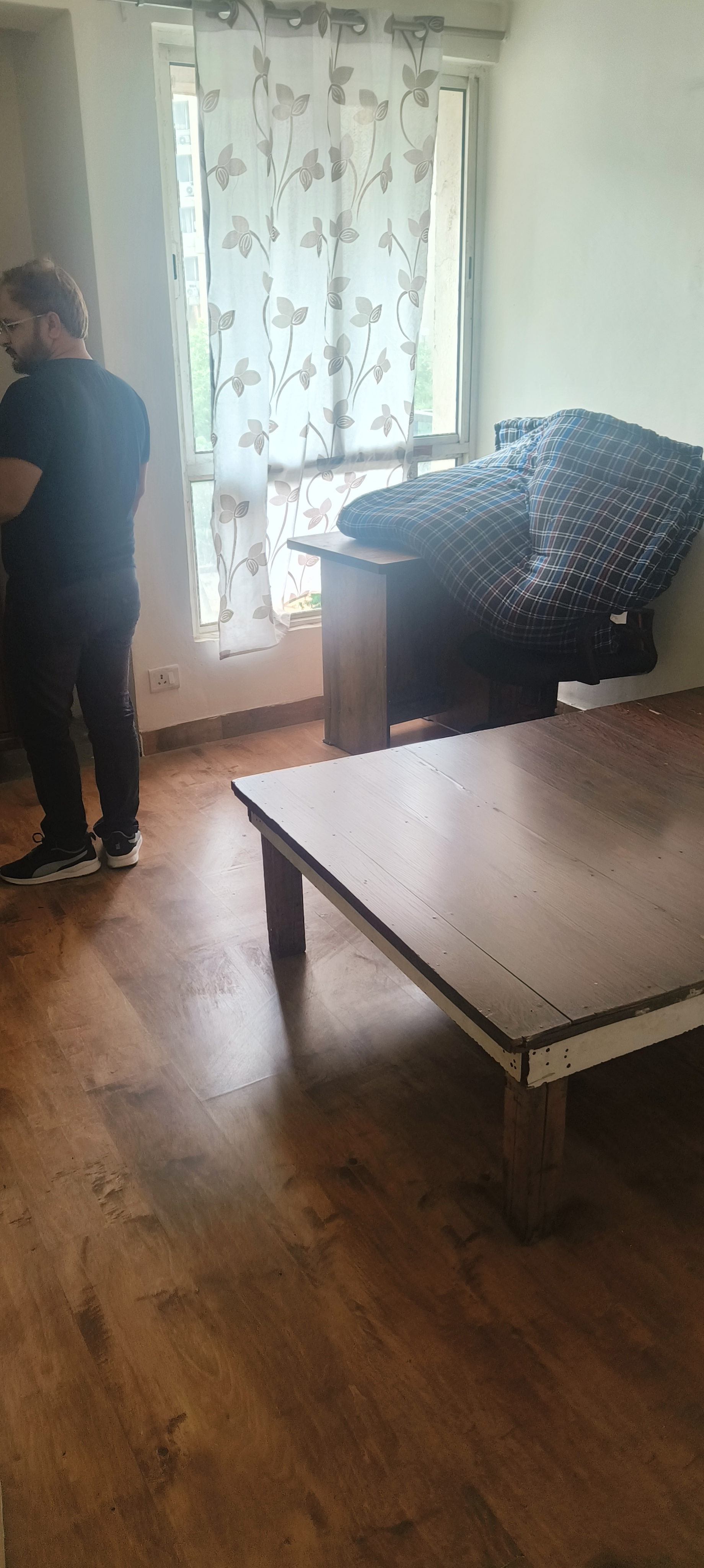 2 BHK Apartment For Rent in Jaypee Greens Kosmos