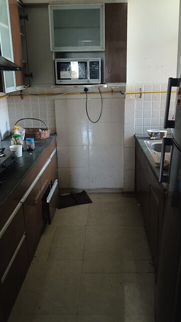 Kitchen in 3.5 BHK Apartment at Jaypee Greens Kosmos, Sector 134 – for Rent