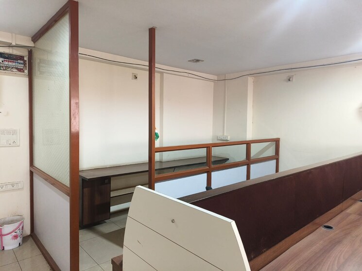 undefined, thaltej Commercial Office Space 885 Sq.Ft. In Thaltej Ahmedabad 8695587