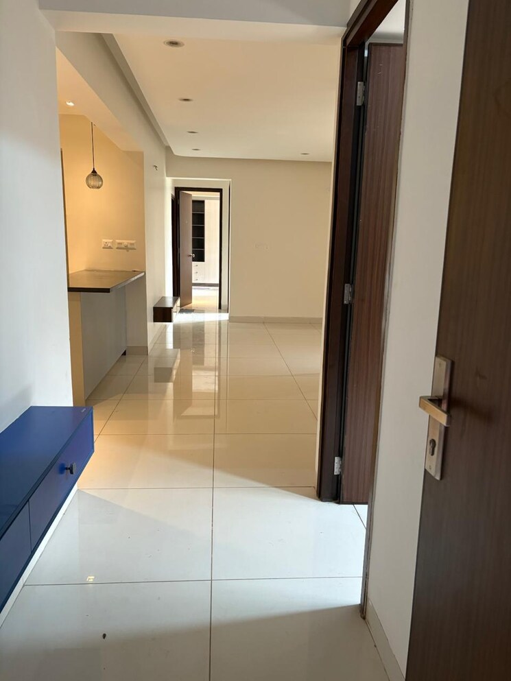 Bathroom, mittal-elanza 2.5 Bedroom 1405 Sq.Ft. Apartment In Yelahanka Bangalore 8695604