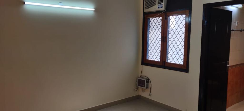 2 BHK Apartment For Sale in Parsvnath Majestic Floors