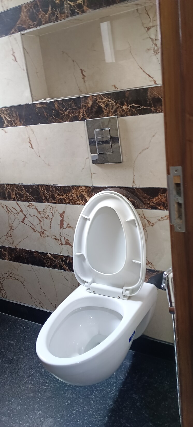 Bathroom, tilak nagar 3 Bedroom 1800 Sq.Ft. Builder Floor In Tilak Nagar Delhi 8695639