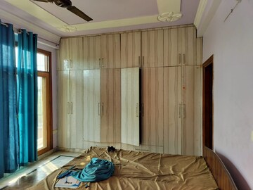Bedroom in 2 BHK Builder Floor at Lucky The Palm Valley, Sector 1 Greater Noida – for Rent