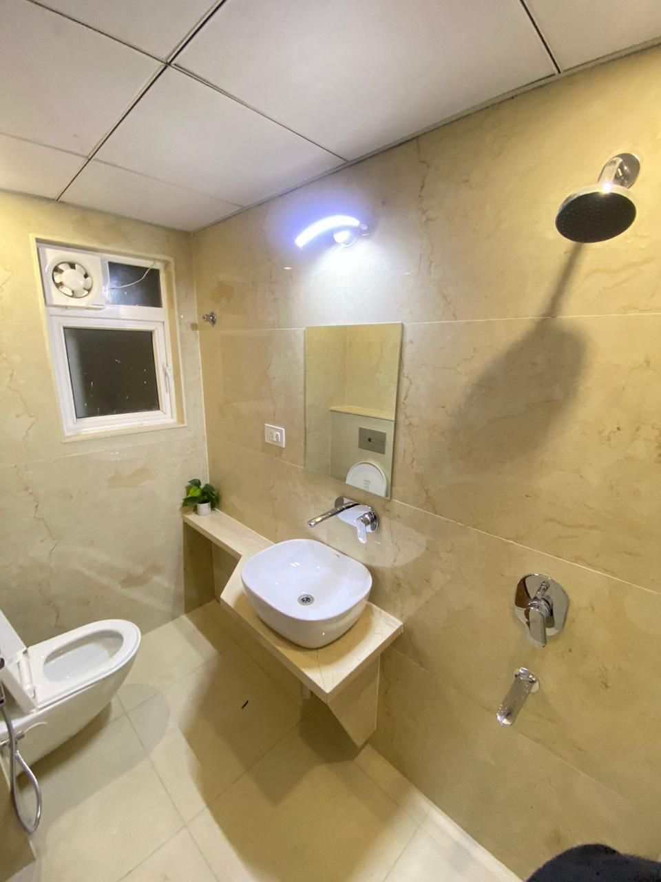 1 BHK Builder Floor For Rent in Paryavaran Complex