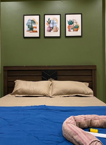 Bedroom in 1 BHK Builder Floor at Paryavaran Complex – for Rent
