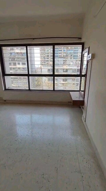 Bedroom in 2 BHK Apartment at Great Eastern Royale, Tardeo – for Rent