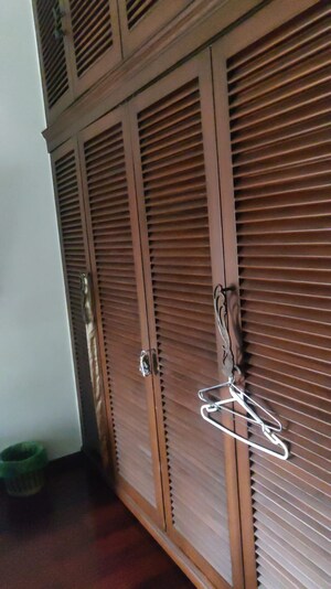 Furnished Amenities in 2 BHK Apartment at Colaba – for Sale