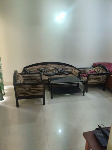 Furnished Amenities in 1 BHK Apartment at Maxblis Grand Wellington, Sector 75 – for Rent