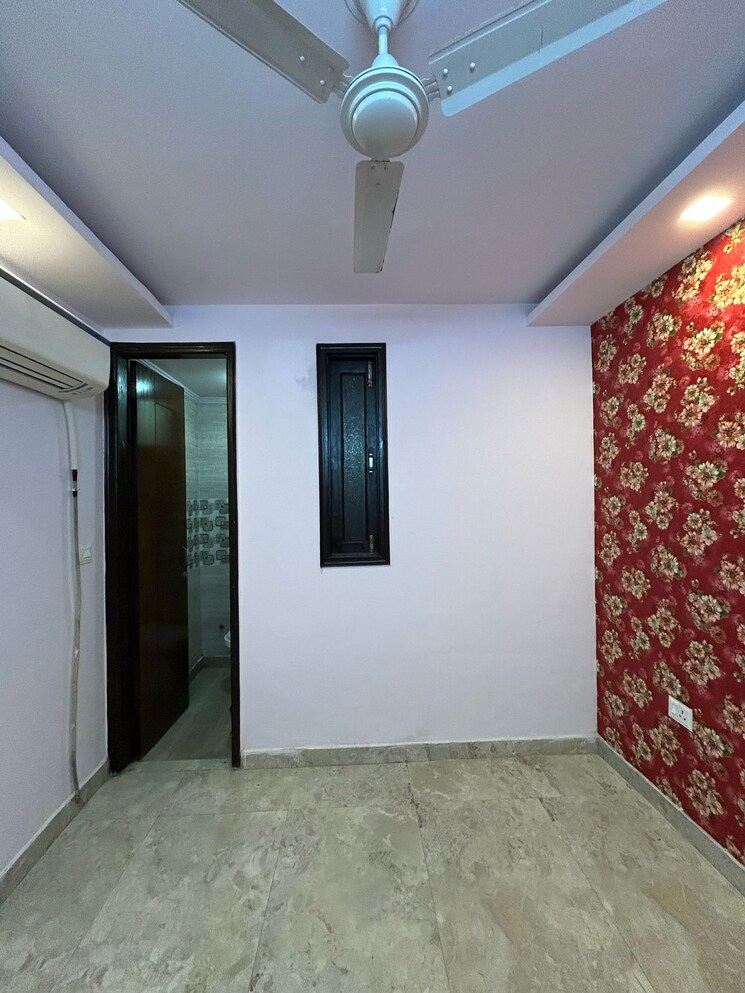 Bedroom, govindpuri 2 Bedroom 50 Sq.Yd. Builder Floor In Govindpuri Delhi 8695844