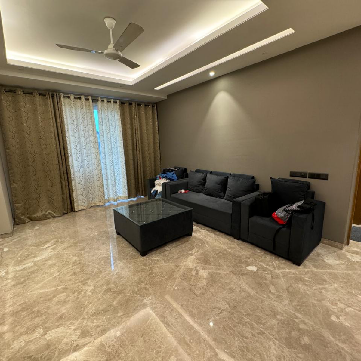3 BHK + Servant Room Builder Floor For Rent in South Extension II
