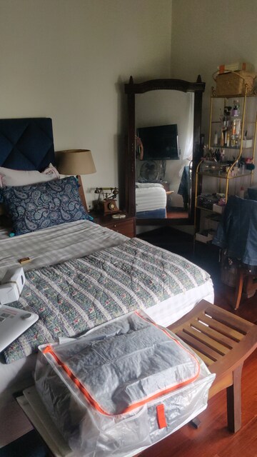 Master Bedroom in 2 BHK Apartment at Colaba – for Sale