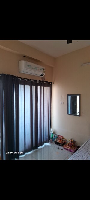 Bedroom in 1 BHK Apartment at Subhas Nagar – for Sale