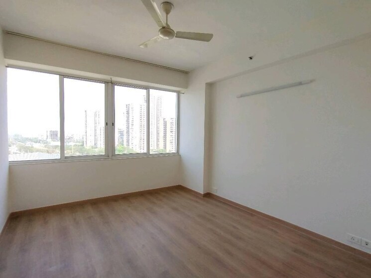 Room, pioneer-park-presidia 5 Bedroom 4025 Sq.Ft. Apartment In Sector 62 Gurgaon 8695840
