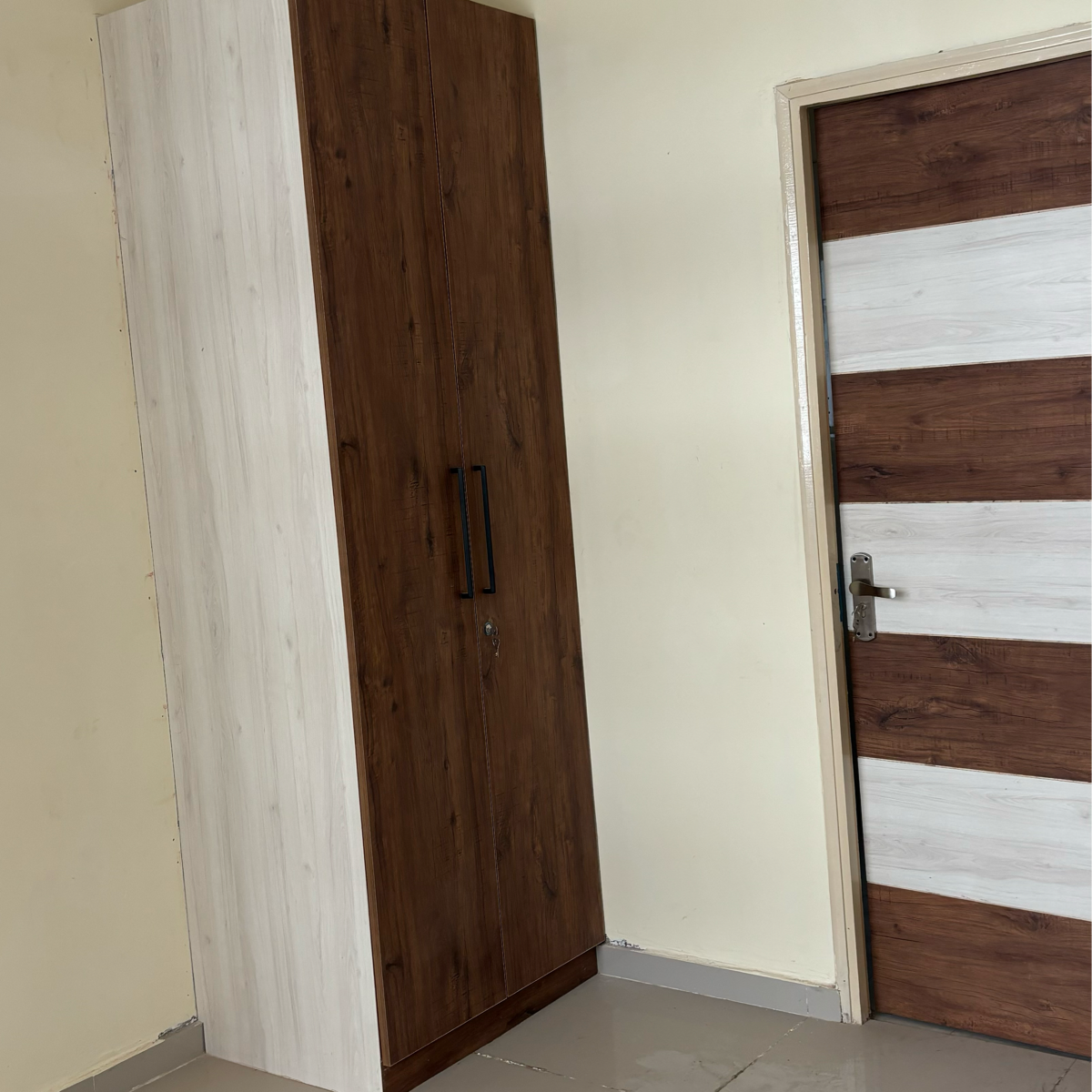 2 BHK Apartment For Rent in Pyramid Elite