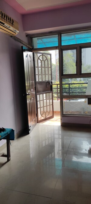 Living Room in 4 BHK Apartment at Amrapali Royal, Vaibhav Khand – for Sale