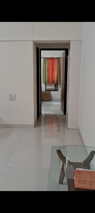  2 BHK Apartment at Swastik Park, Chembur – for Rent