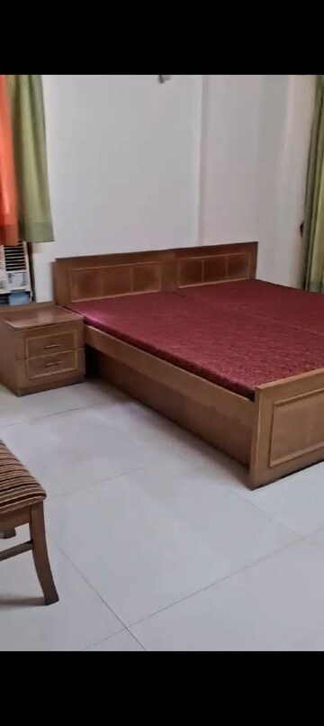 Bedroom in 2 BHK Apartment at Swastik Park, Chembur – for Rent