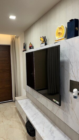 Furnished Amenities in 4 BHK Builder Floor at Sector 85 – for Sale