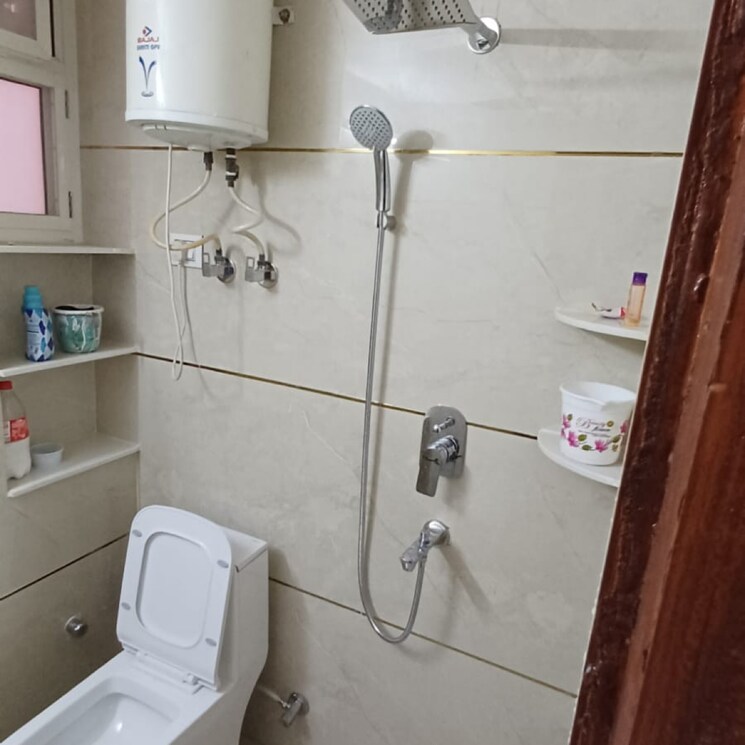 Bathroom, maya-apartments 2 Bedroom 100 Sq.Yd. Builder Floor In Budella Delhi 8695908