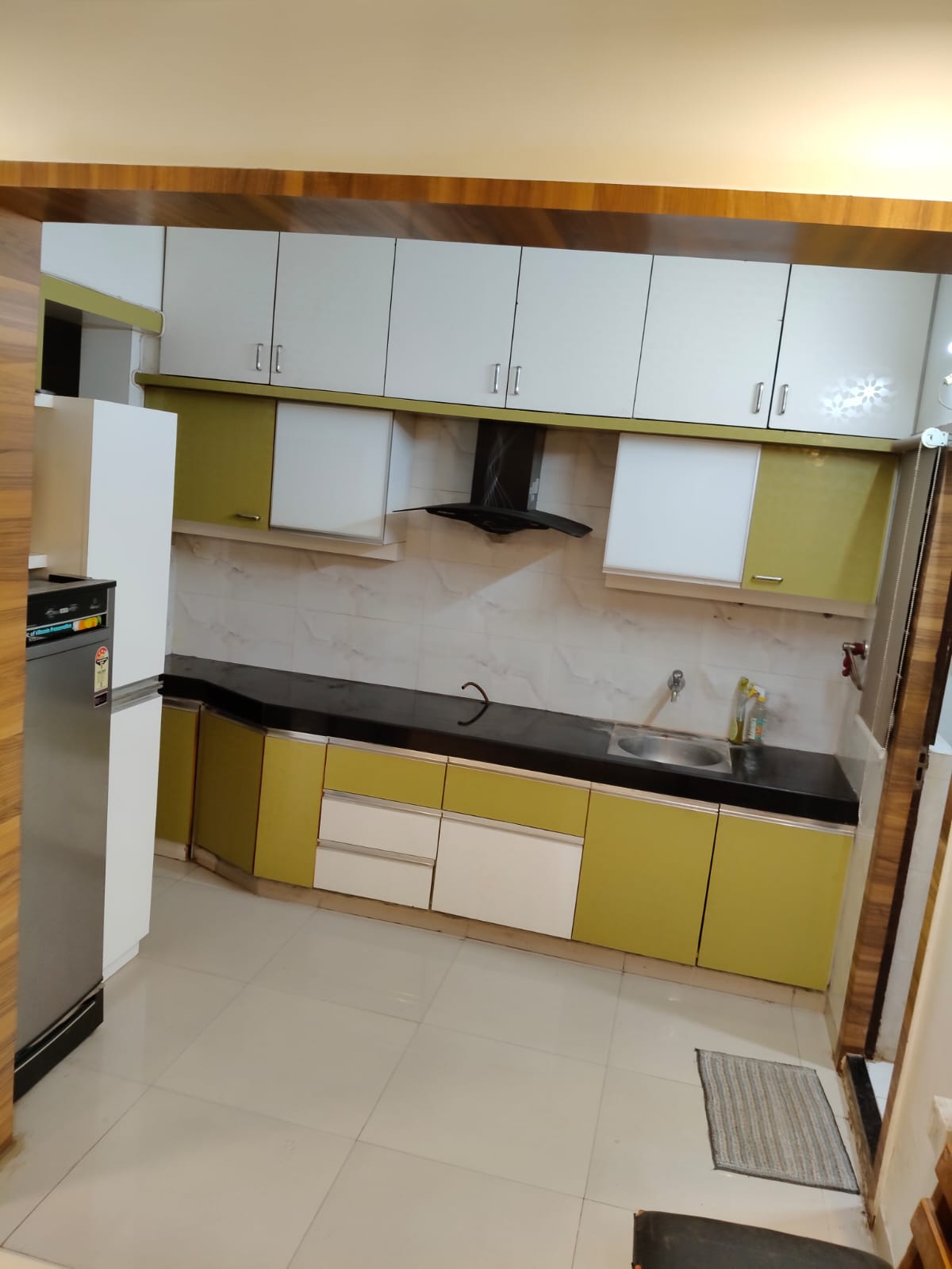 2 BHK Apartment For Rent in Motera