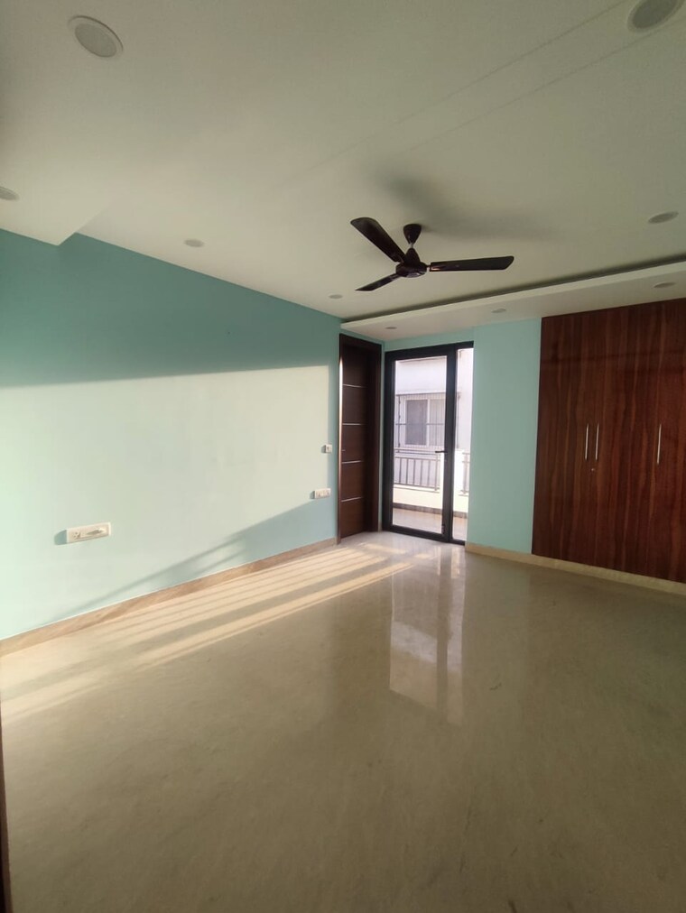 Room, saket 3 Bedroom 2250 Sq.Ft. Builder Floor In Saket Delhi 8695927