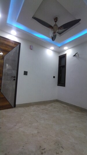 Room in 2 BHK Builder Floor at Govindpuri – for Sale