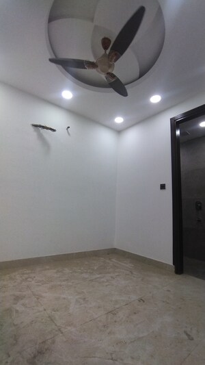 Room in 2 BHK Builder Floor at Govindpuri – for Sale