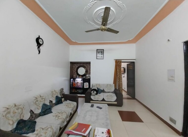 Master Bedroom, sector 21d 6+ Bedroom 3150 Sq.Ft. Villa In Sector 21d Faridabad 8695960