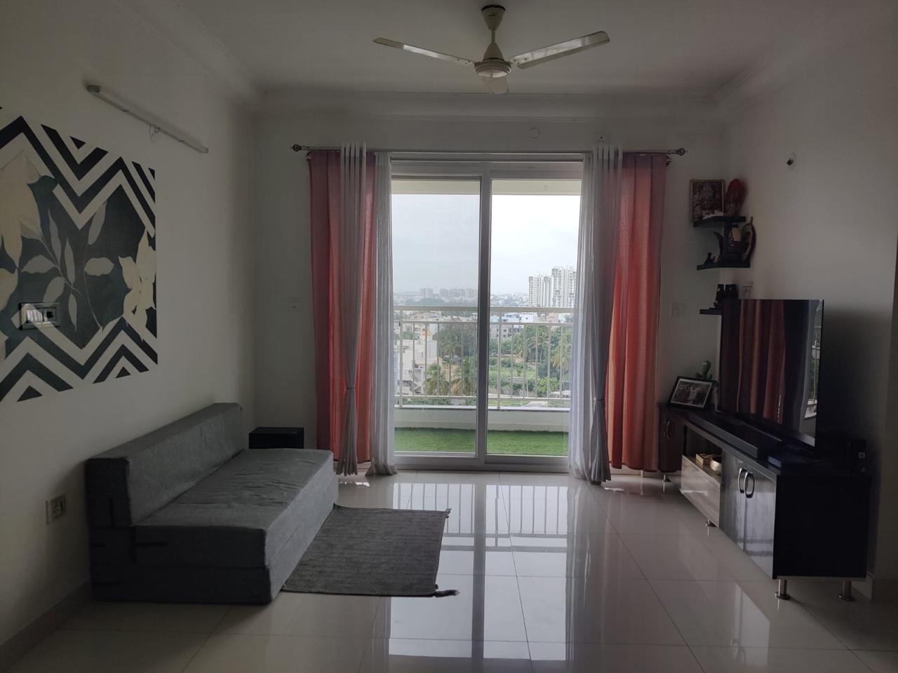 2 BHK Apartment For Rent in Purva Palm Beach