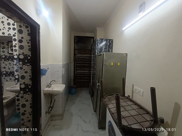 undefined, lajpat nagar 4 1.5 Bedroom 80 Sq.Yd. Builder Floor In Lajpat Nagar 4 Delhi 8695974