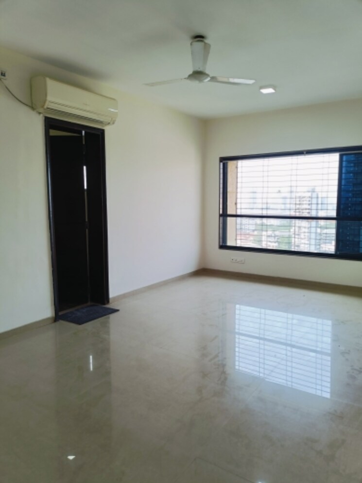 Room, crescent-tower 3 Bedroom 1500 Sq.Ft. Apartment In Tardeo Mumbai 8696024