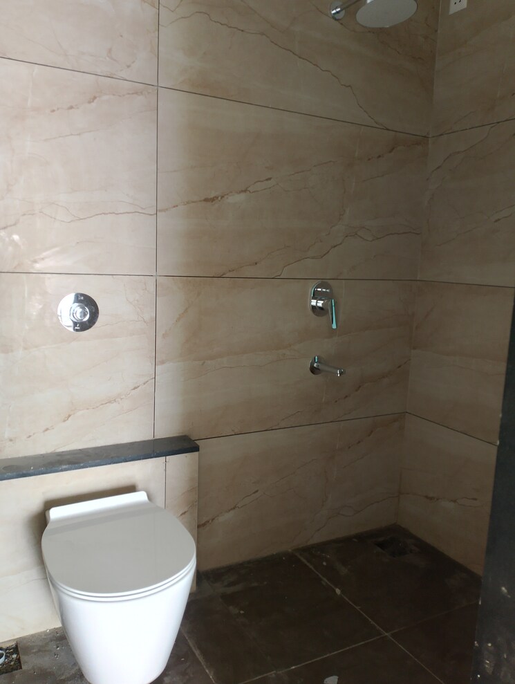 Bathroom, majestique-signature-tower-phase-2 3 Bedroom 2000 Sq.Ft. Apartment In Balewadi Pune 8695987