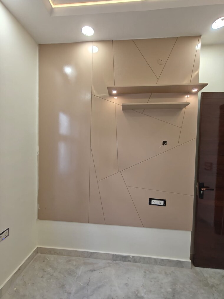 Master Bedroom, rohini sector 24 3 Bedroom 900 Sq.Ft. Builder Floor In Rohini Sector 24 Delhi 8696006