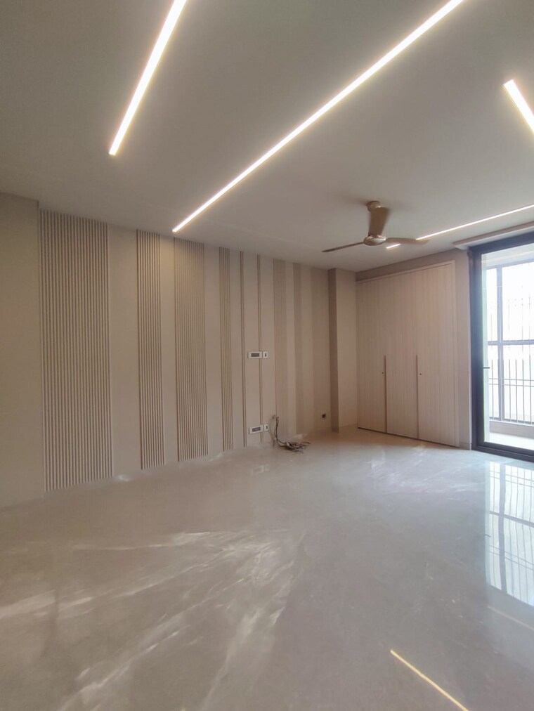 Room, geetanjali enclave 4 Bedroom 3060 Sq.Ft. Builder Floor In Geetanjali Enclave Delhi 8696063