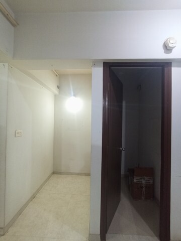 Room in 2 BHK Apartment at Lodha Lakeshore Greens, Dombivli East – for Rent