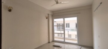 Room in 5 BHK Apartment at SS Linden, Sector 84 – for Rent