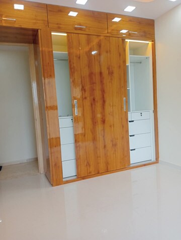 Furnished Amenities in 2 BHK Apartment at Rajesh Raj Infinia, Malad West – for Rent