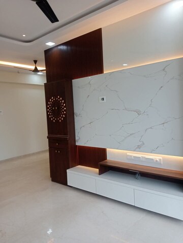 Furnished Amenities in 2 BHK Apartment at Rajesh Raj Infinia, Malad West – for Rent