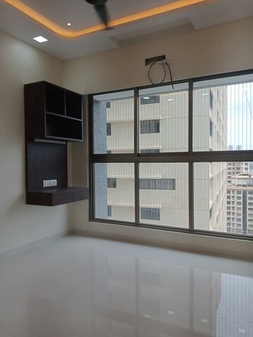 Room in 2 BHK Apartment at Rajesh Raj Infinia, Malad West – for Rent
