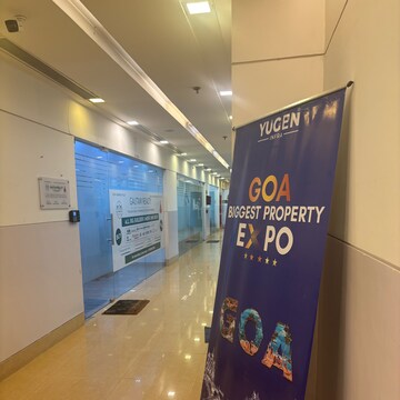  Office Space For Rent in Emaar The Palm Square, Sector 66