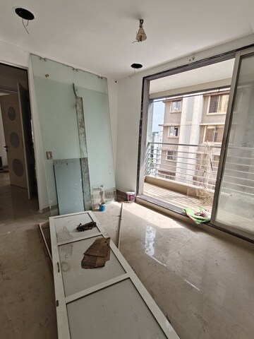 Room in 3 BHK Apartment at Ghatkopar West – for Rent