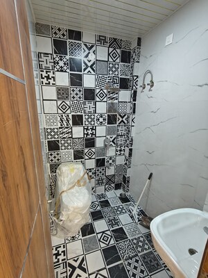 Bathroom in 3 BHK Builder Floor at Gms Road – for Sale