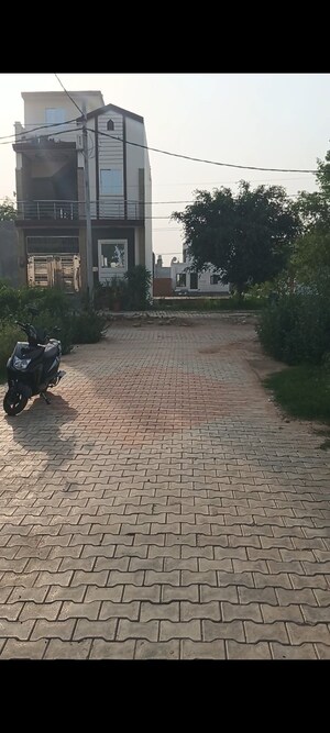 Parking in 3 BHK Independent House at Khatu Shyam Enclave, Duhai – for Sale