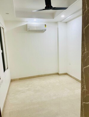 3 BHK Builder Floor For Sale in Rohini Sector 11