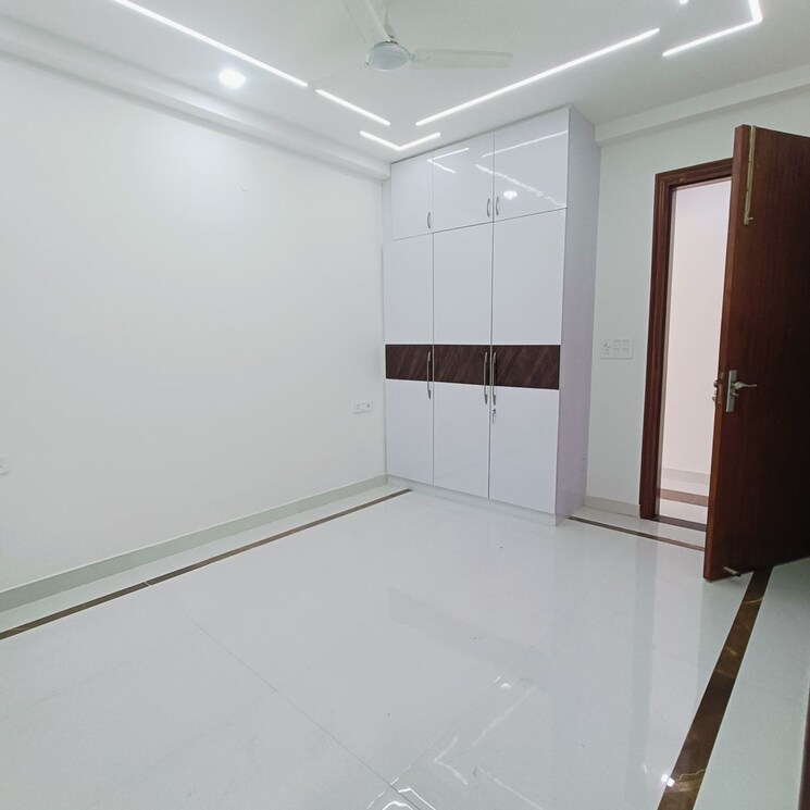 Room, risland-sky-mansion 3 Bedroom 1450 Sq.Ft. Apartment In Chattarpur Delhi 8696268
