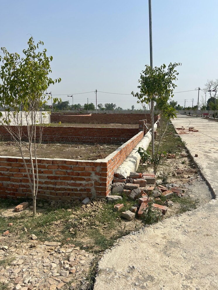 undefined, krishna-iscon-valley  1140 Sq.Ft. Plot In Gosainganj Lucknow 8696354