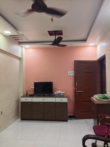 Living Room in 1 BHK Builder Floor at Kamothe Sector 16 – for Rent