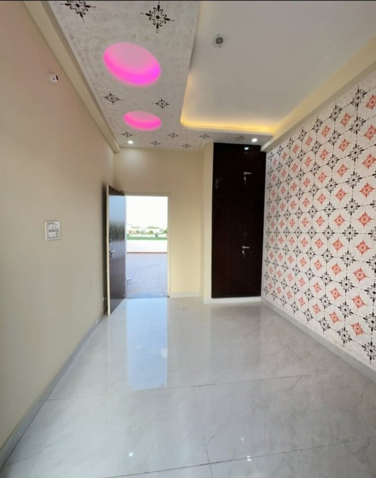 undefined, sector 39 3.5 Bedroom 3150 Sq.Ft. Builder Floor In Sector 39 Faridabad 8696381