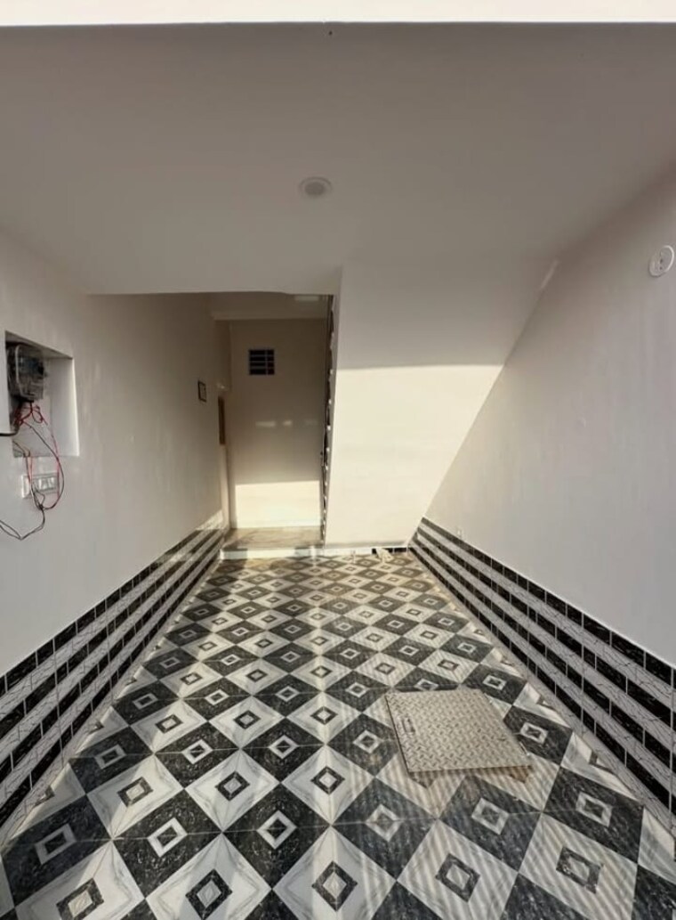 Bedroom, sector 39 3.5 Bedroom 3150 Sq.Ft. Builder Floor In Sector 39 Faridabad 8696381